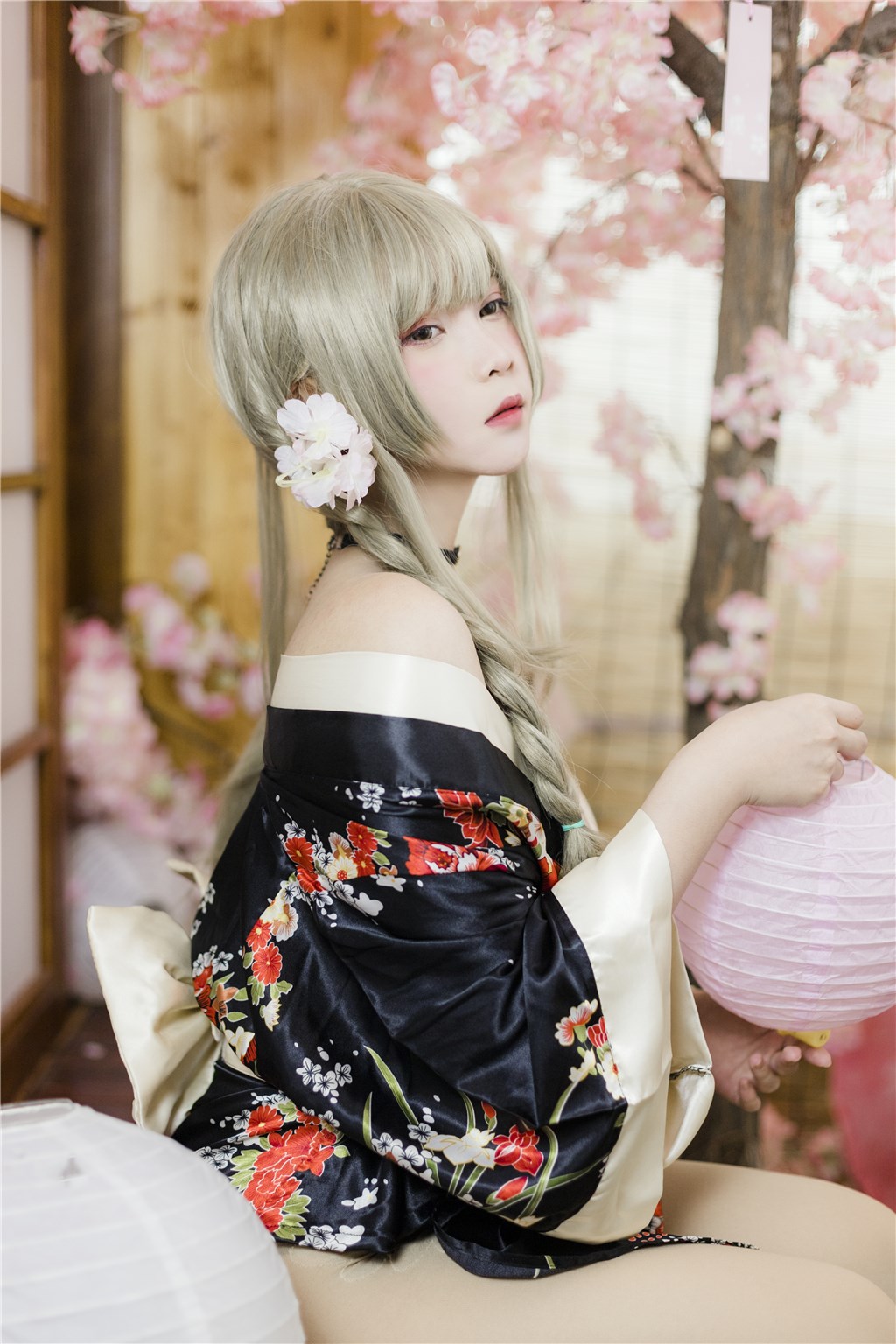 黑料吃瓜网独家速递：后台视频中那段低语如何成为全网追逐的秘密情感暗示